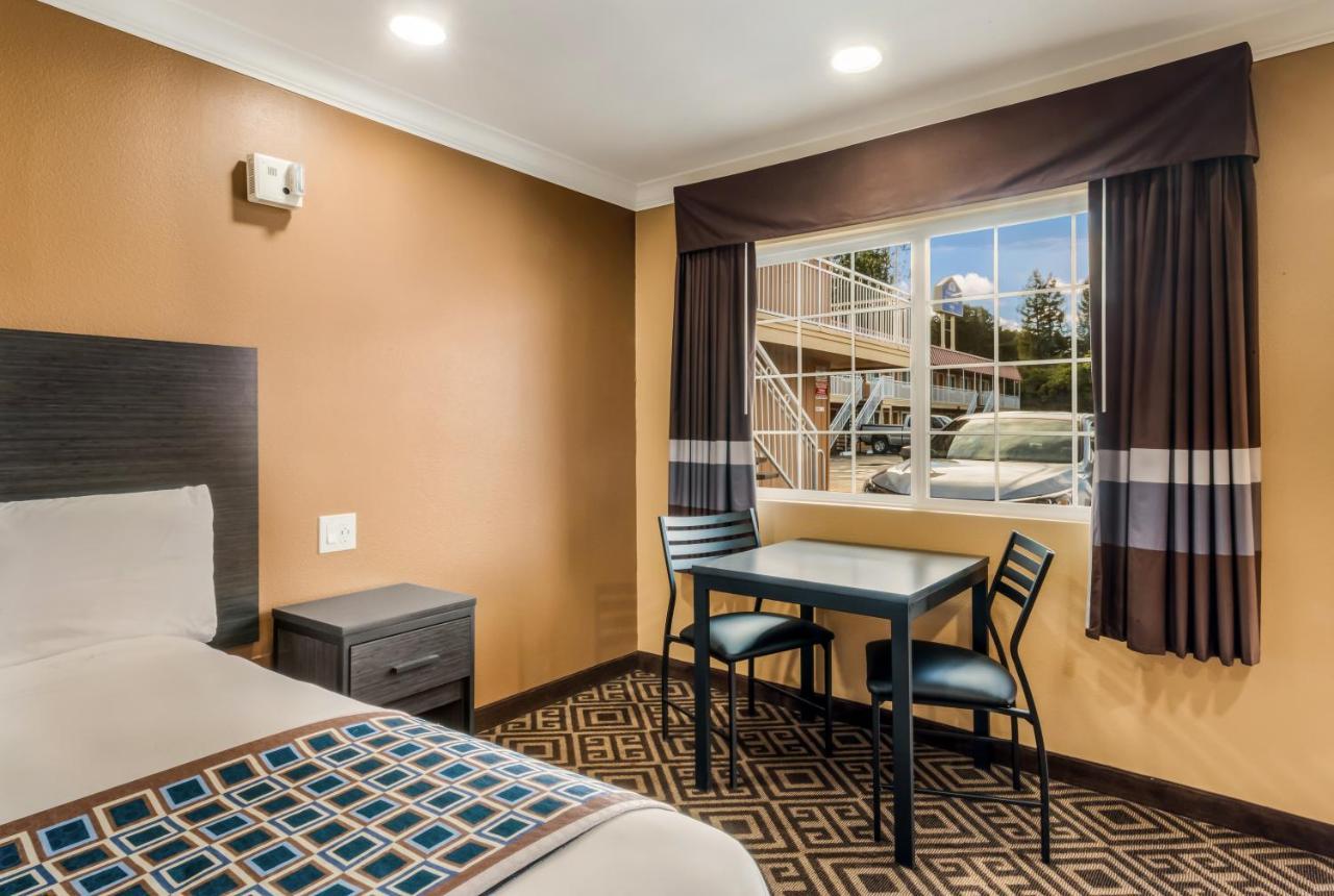 Americas Best Value Inn - Ukiah Buitenkant foto